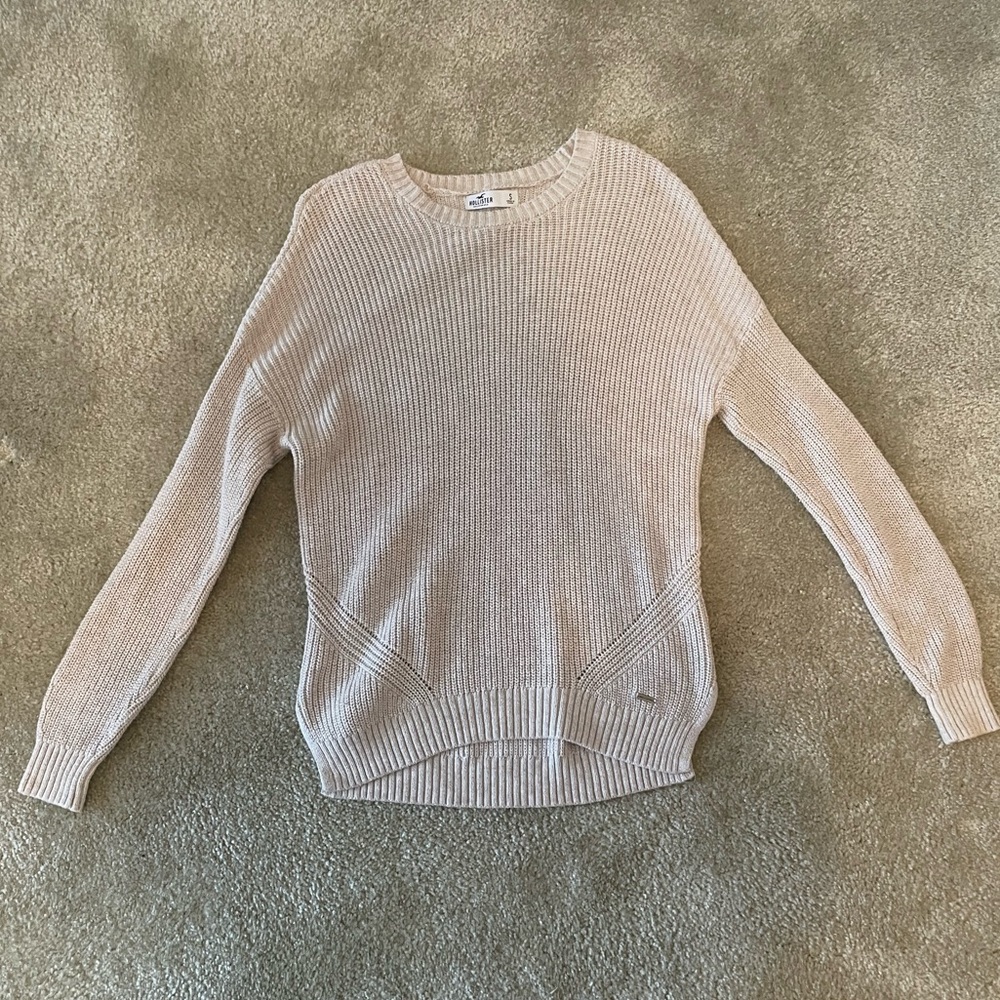 Hollister cream sweater.